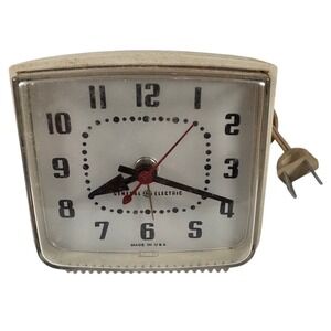 Vintage General Electric Alarm Clock Model 7223C White MCM Electric Made in USA